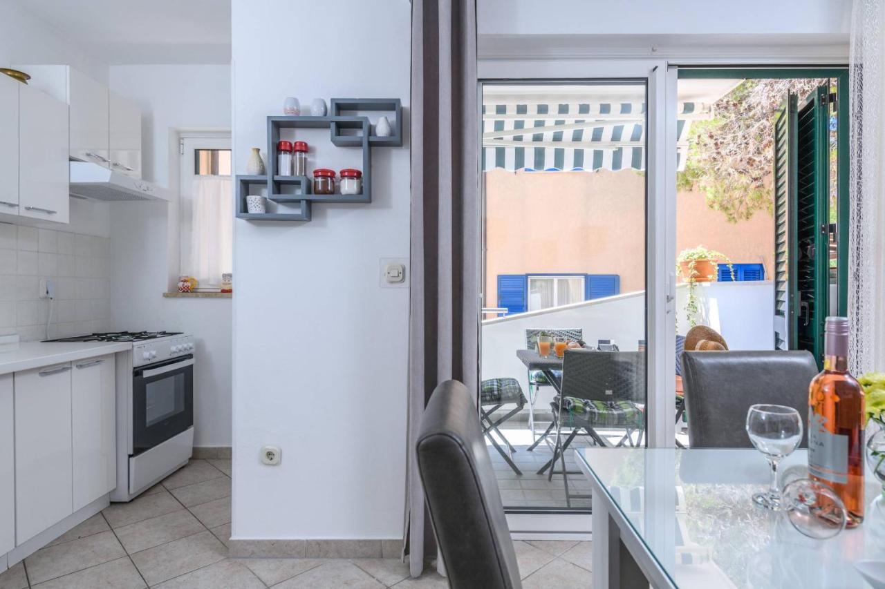 Apartment Sea Premantura Bagian luar foto