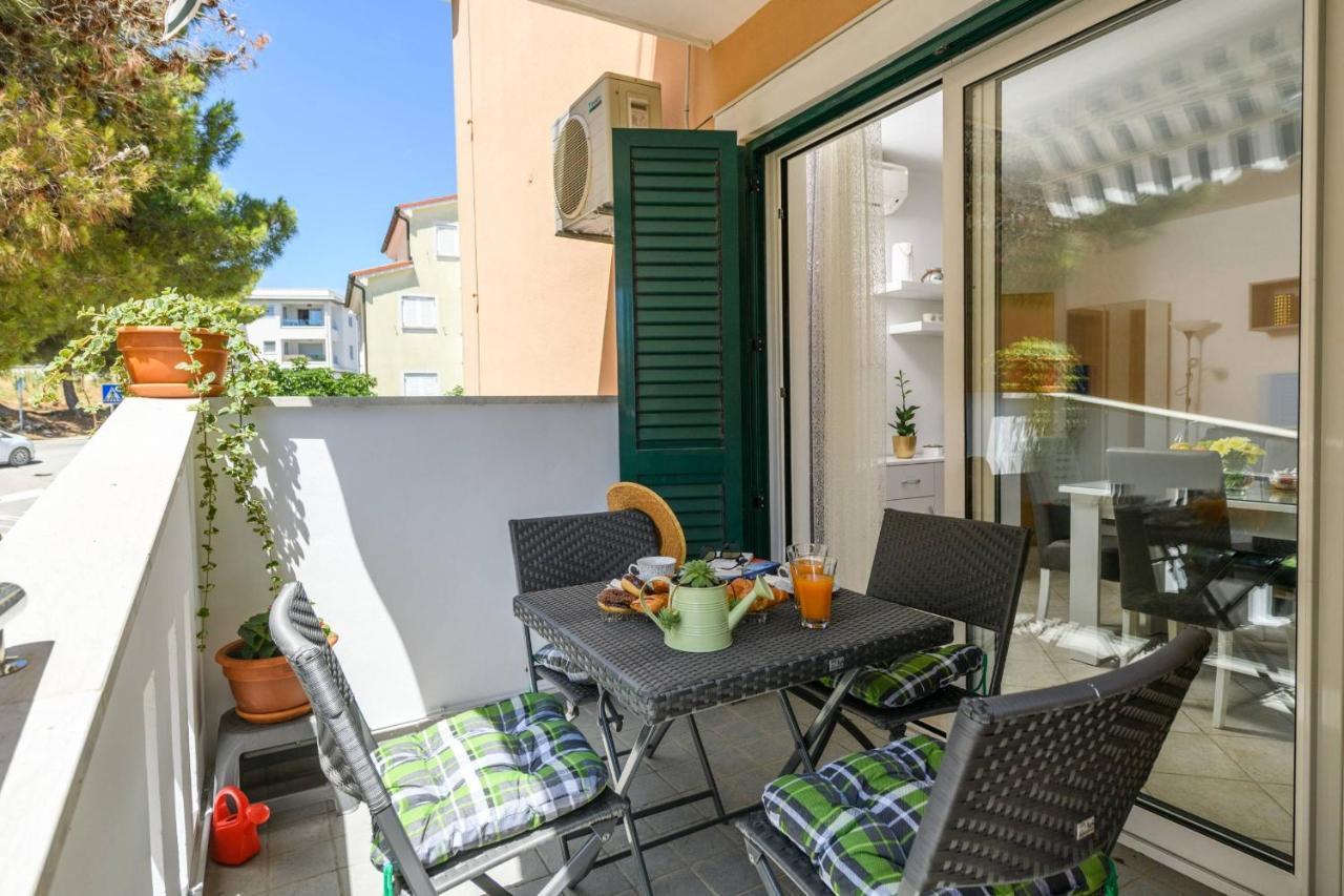 Apartment Sea Premantura Bagian luar foto